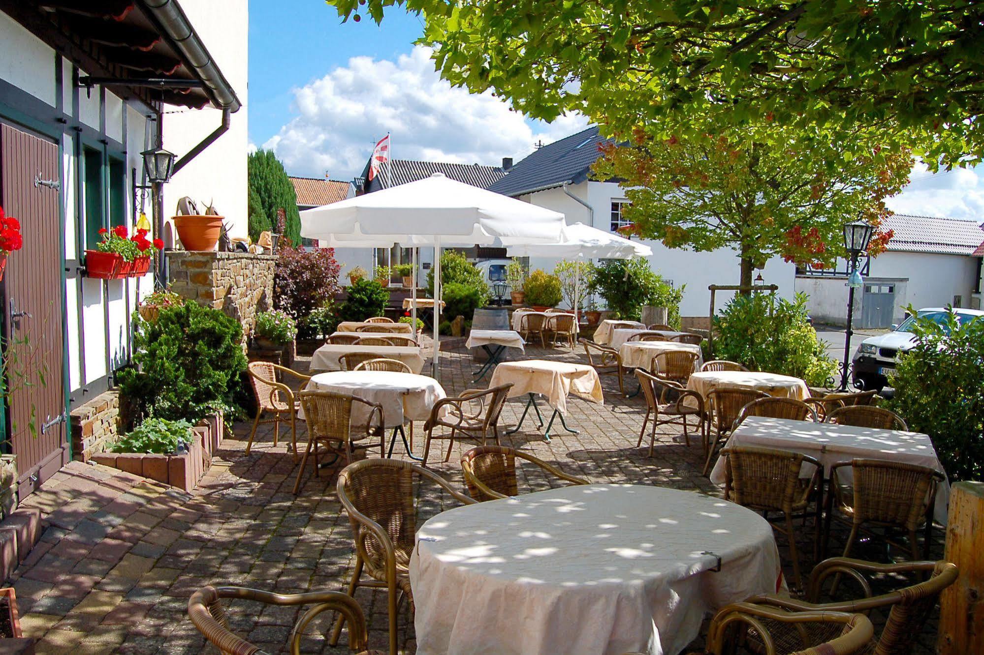 Landgasthaus Pfahl Wershofen Екстер'єр фото